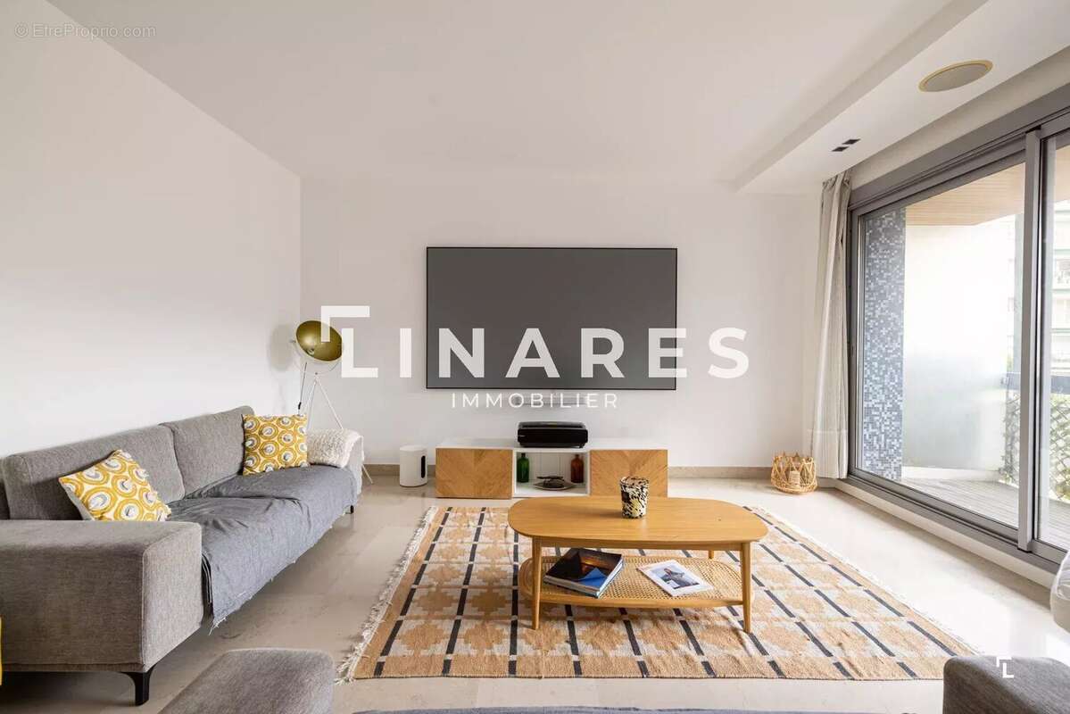 Appartement à MARSEILLE-8E