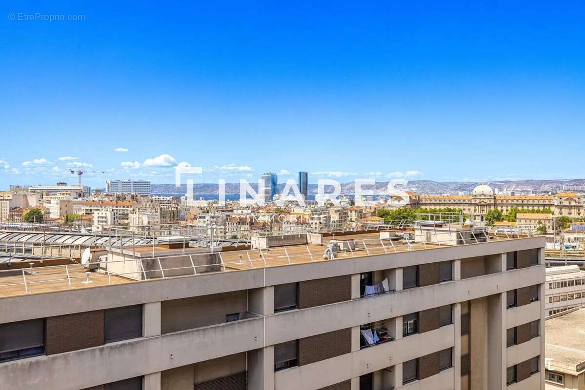 Appartement à MARSEILLE-1E