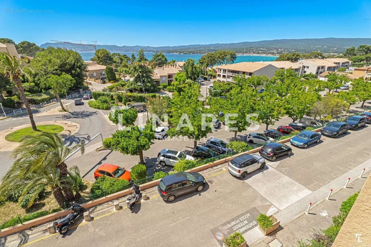 Appartement à SAINT-CYR-SUR-MER