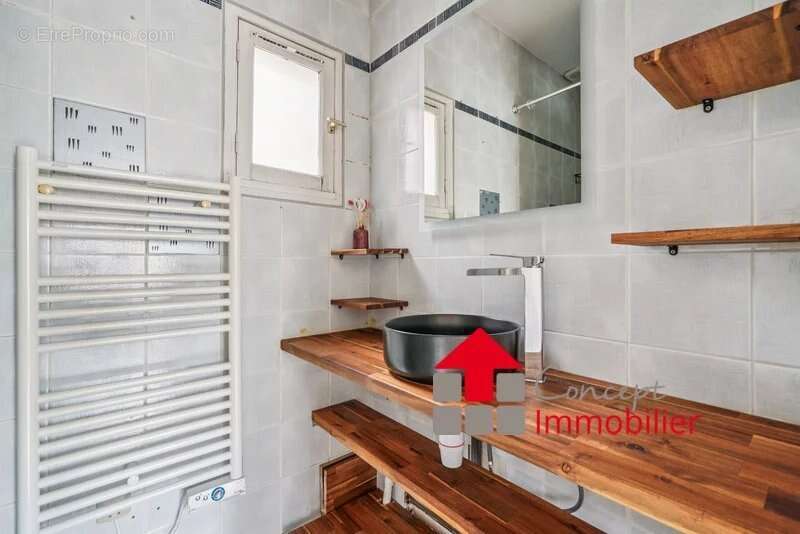 Appartement à PARIS-9E