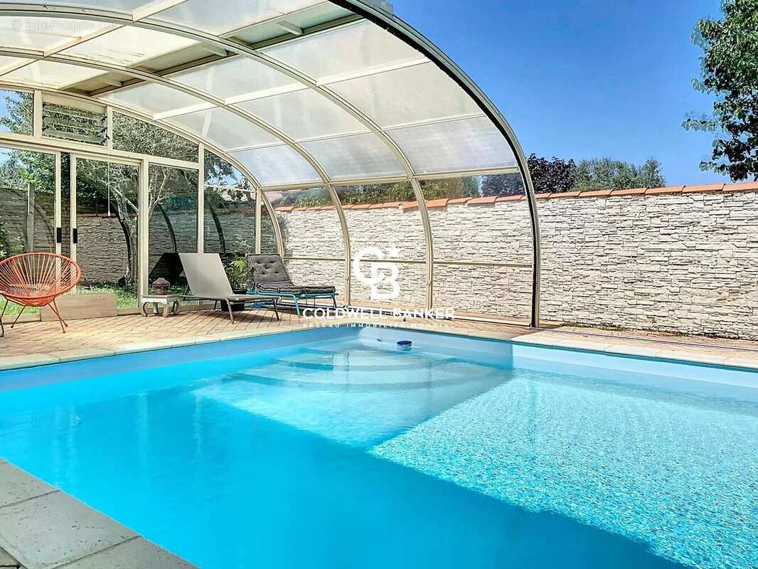 Maison à DOMPIERRE-SUR-MER