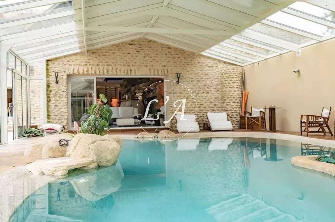 Maison à ADAINVILLE