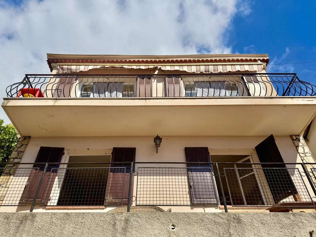 Maison à ROQUEBRUNE-CAP-MARTIN