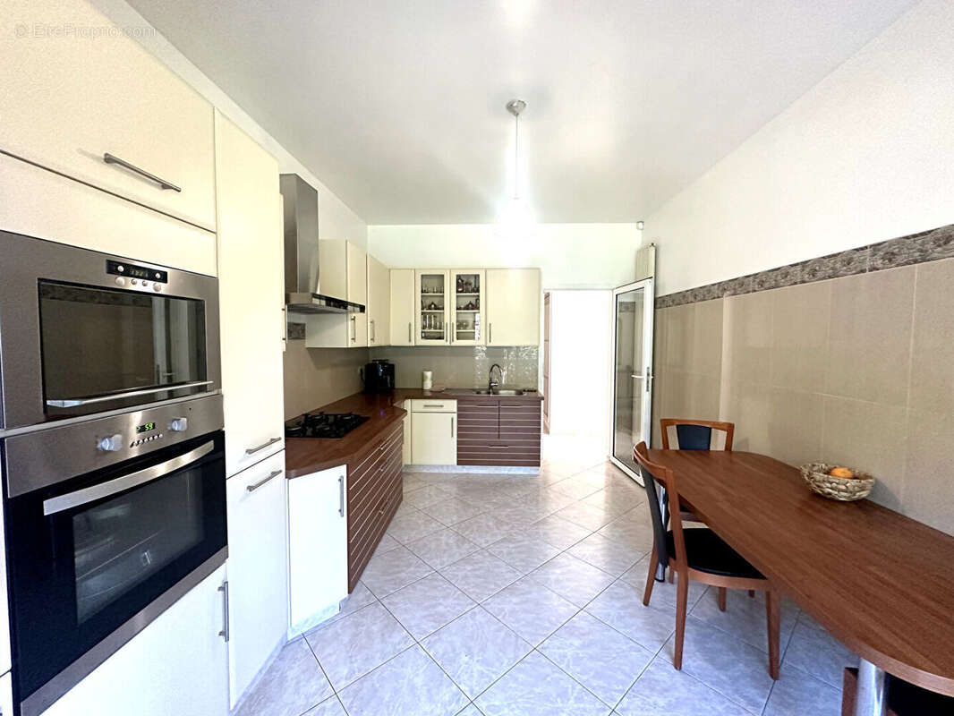 Maison à BOUC-BEL-AIR