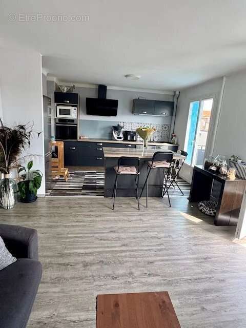 Appartement à SALON-DE-PROVENCE