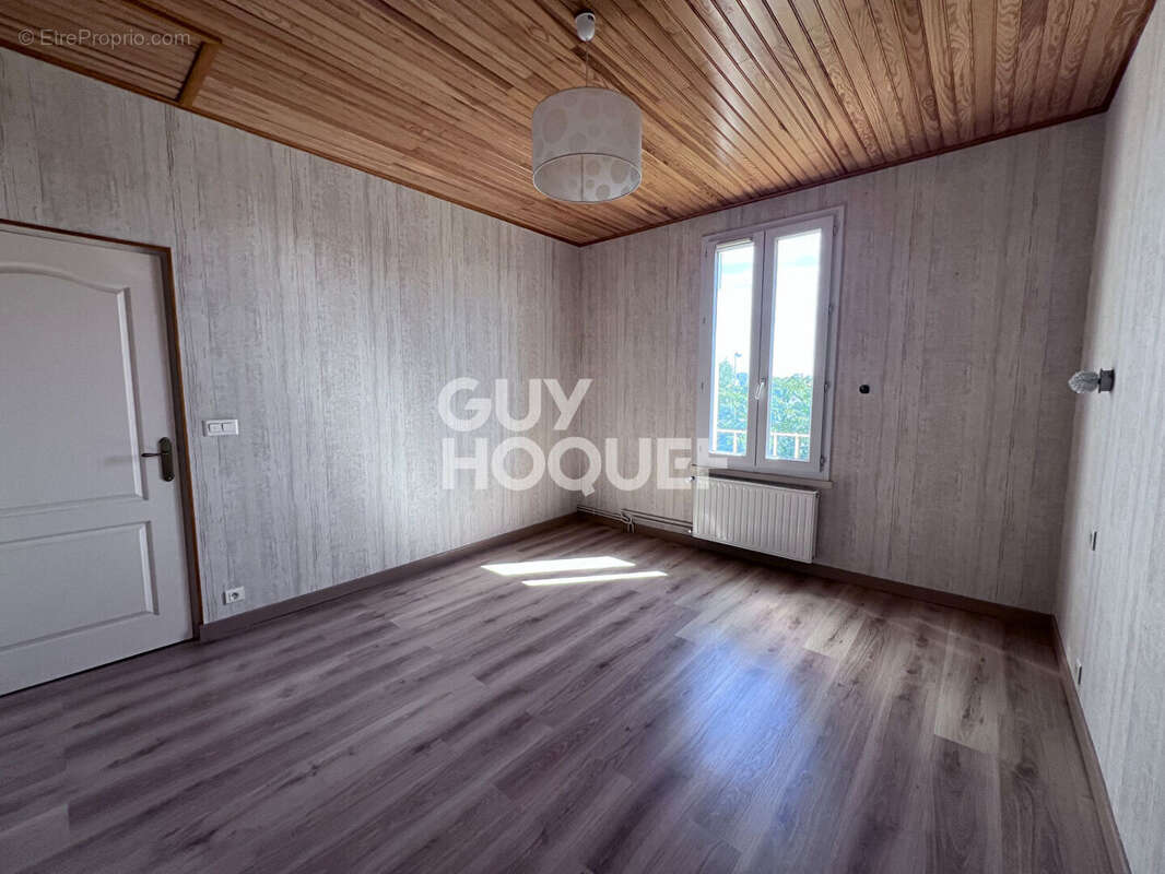 Maison à CLERMONT-FERRAND