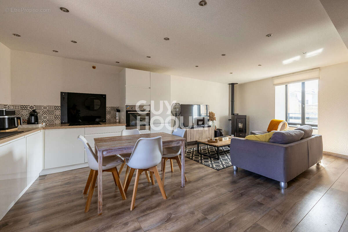 Maison à LA SAUVETAT