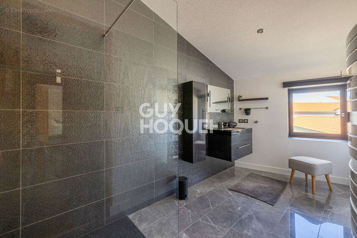 Maison à LA SAUVETAT