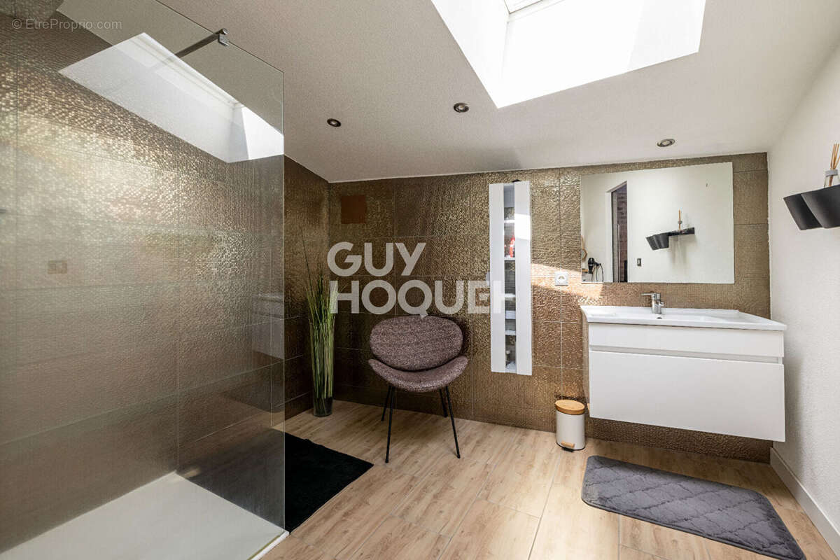 Maison à LA SAUVETAT