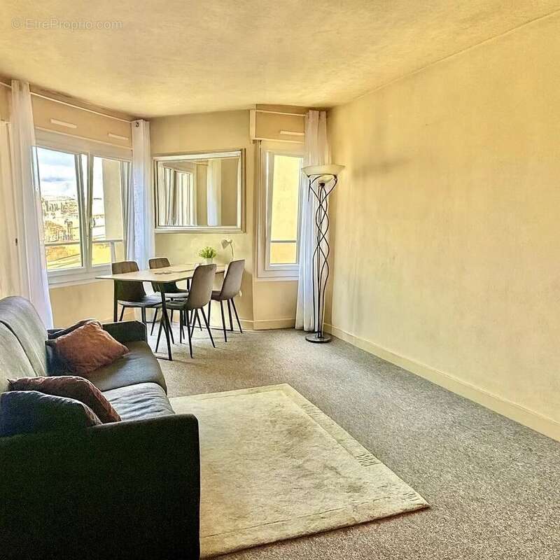 Appartement à PARIS-20E