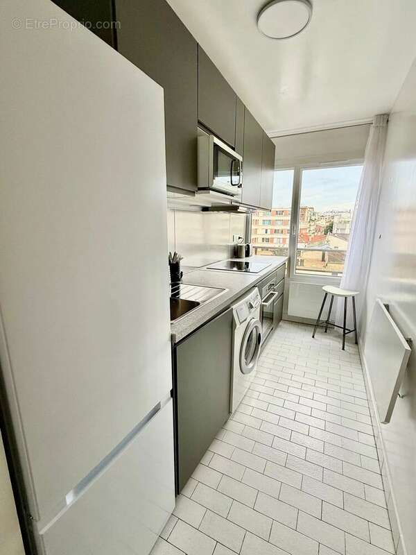 Appartement à PARIS-20E