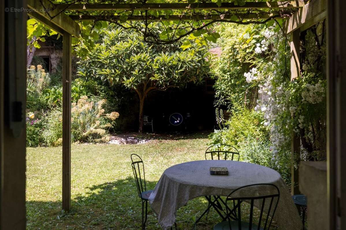 Maison à CONFLANS-SAINTE-HONORINE