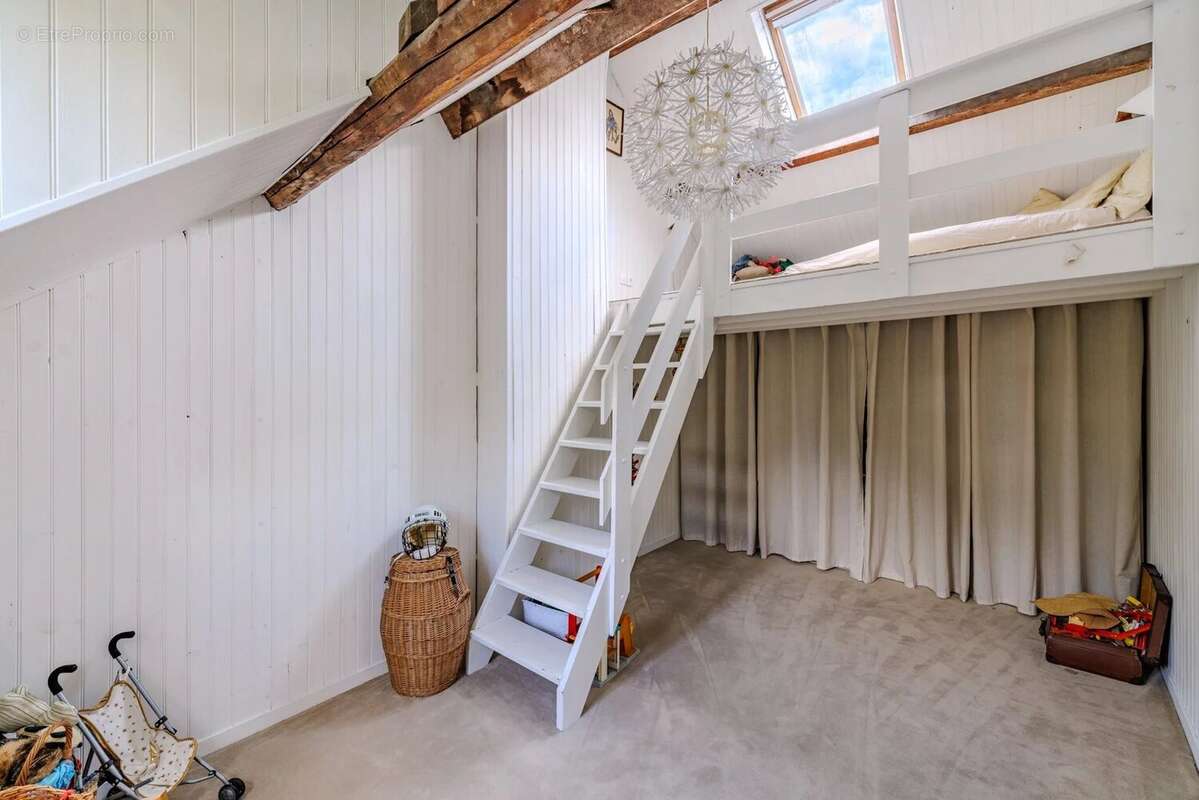 Maison à CONFLANS-SAINTE-HONORINE