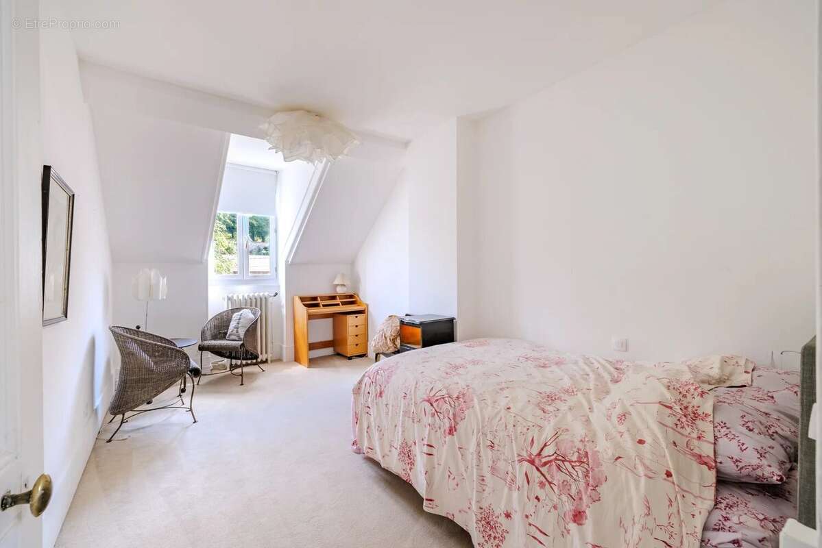 Maison à CONFLANS-SAINTE-HONORINE