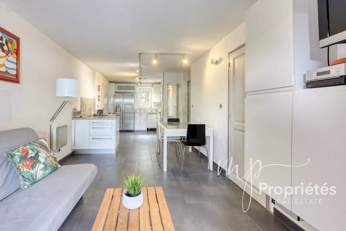 Appartement à RAYOL-CANADEL-SUR-MER