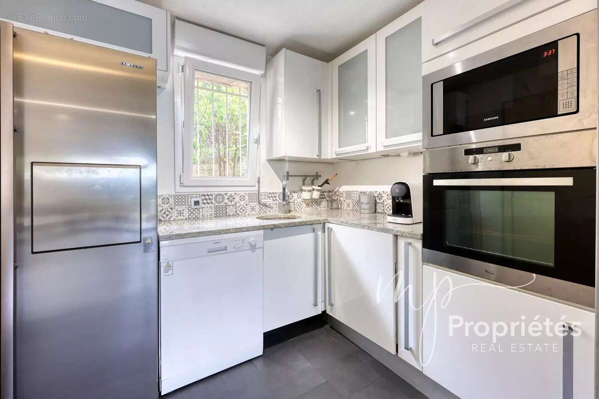 Appartement à RAYOL-CANADEL-SUR-MER