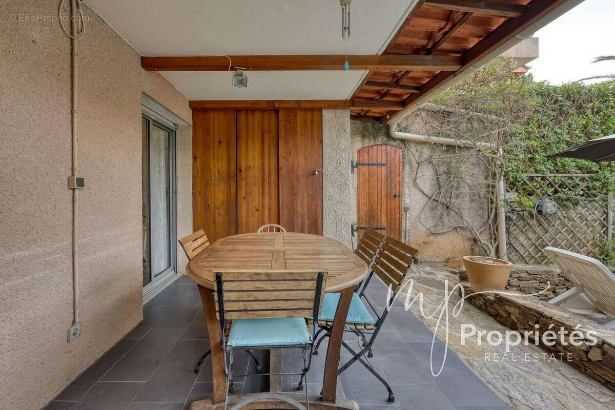 Appartement à RAYOL-CANADEL-SUR-MER