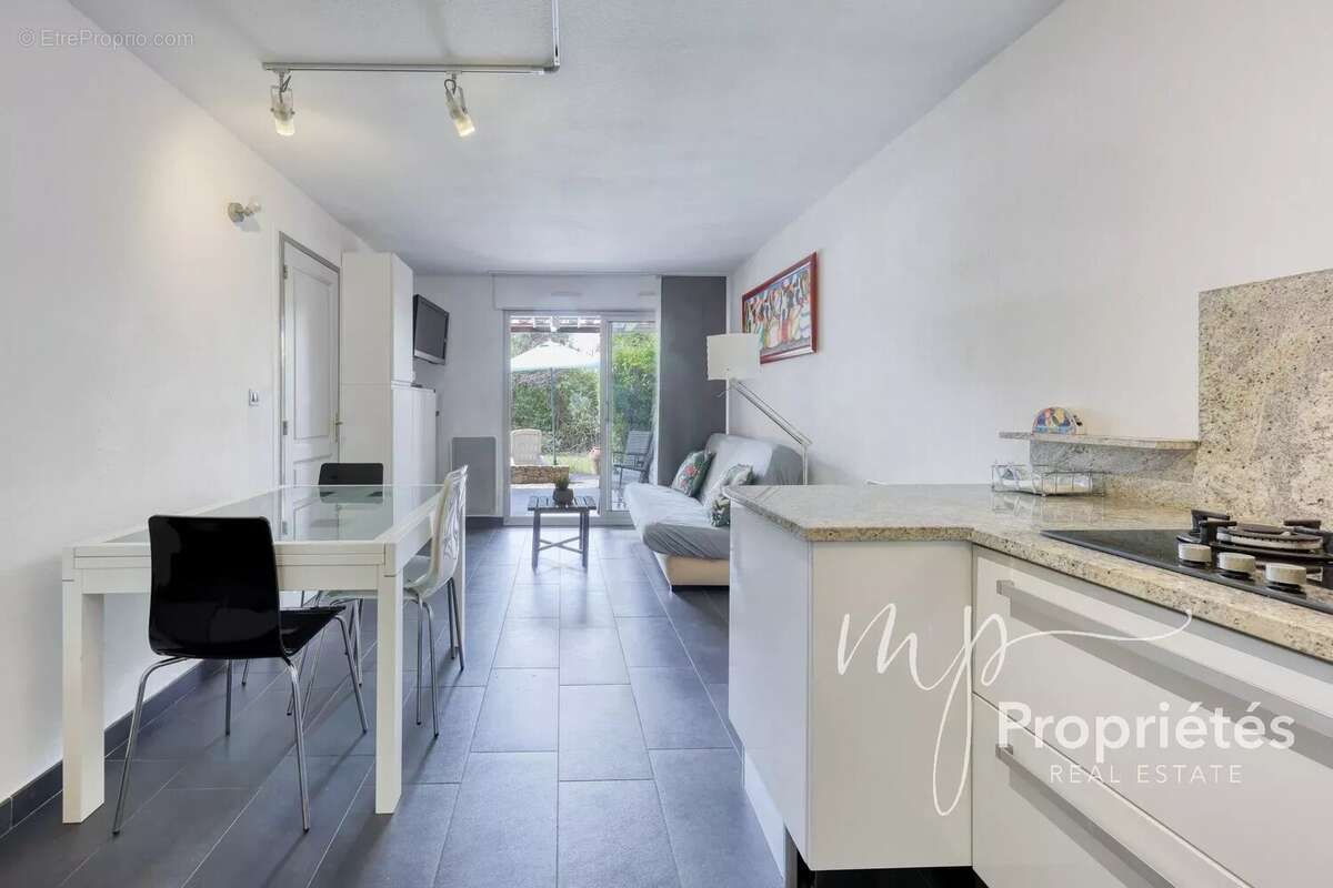 Appartement à RAYOL-CANADEL-SUR-MER