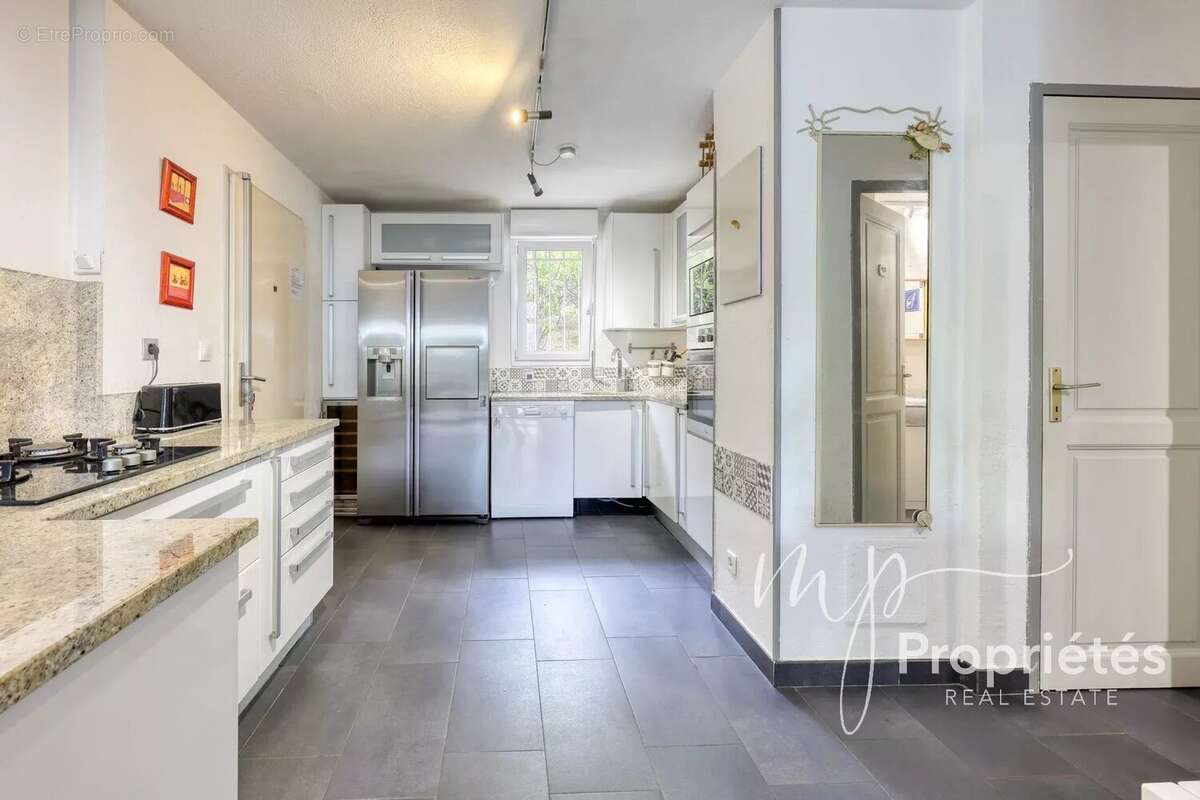 Appartement à RAYOL-CANADEL-SUR-MER