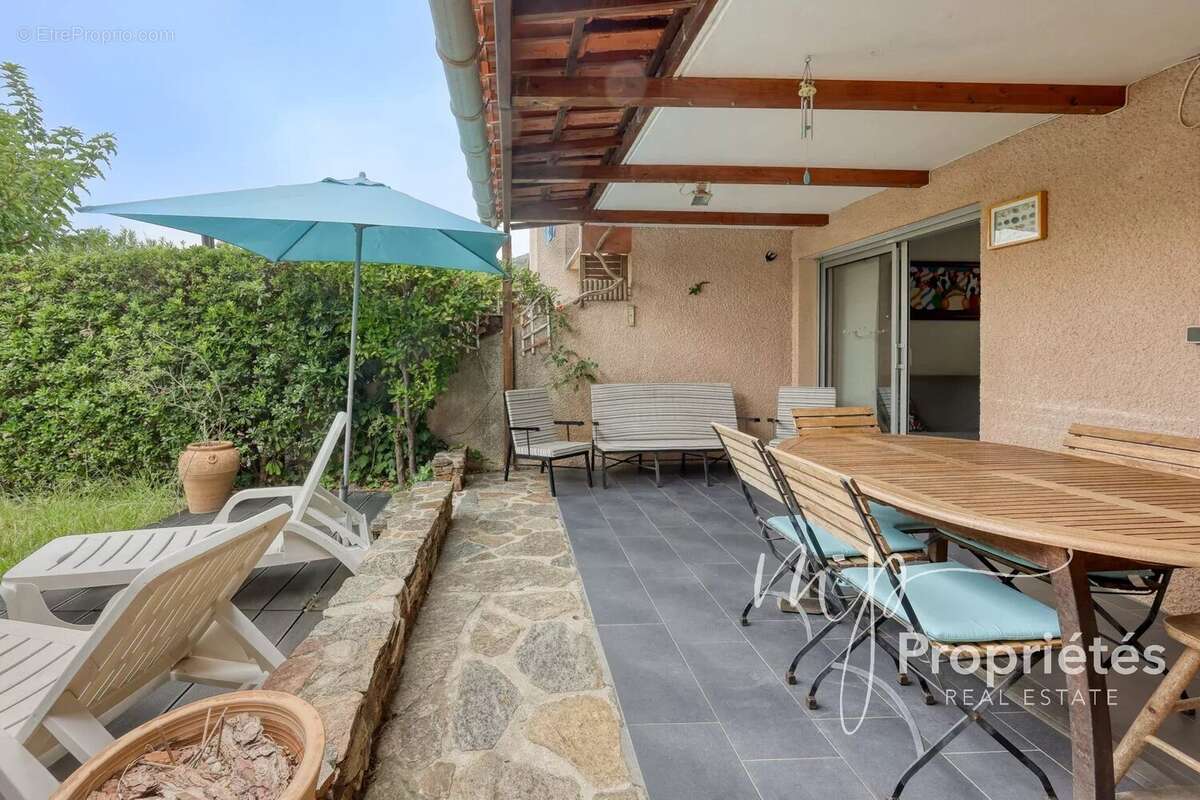 Appartement à RAYOL-CANADEL-SUR-MER