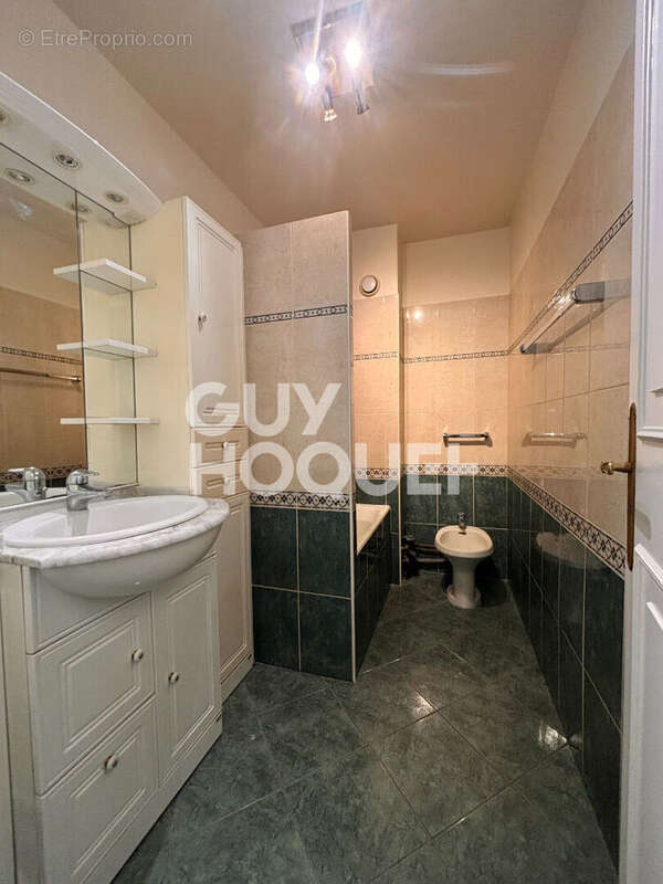 Appartement à SAINT-OUEN