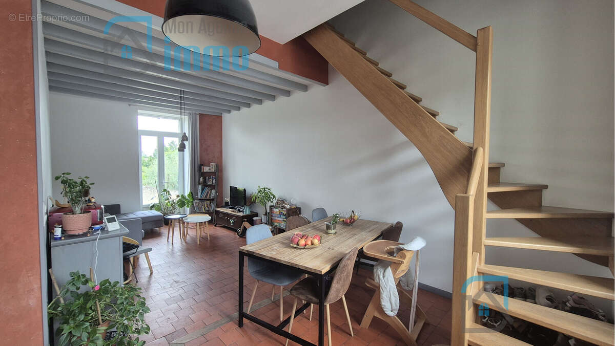 Maison à MEHUN-SUR-YEVRE