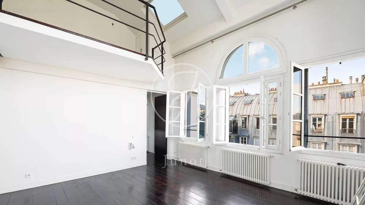 Appartement à PARIS-6E