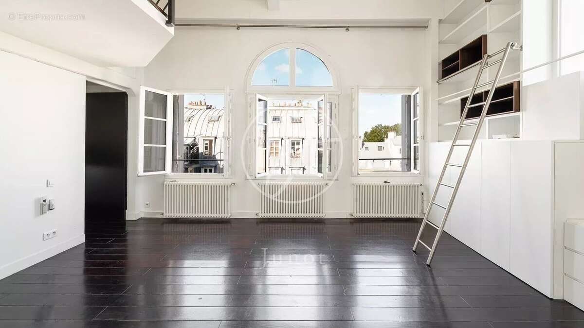 Appartement à PARIS-6E