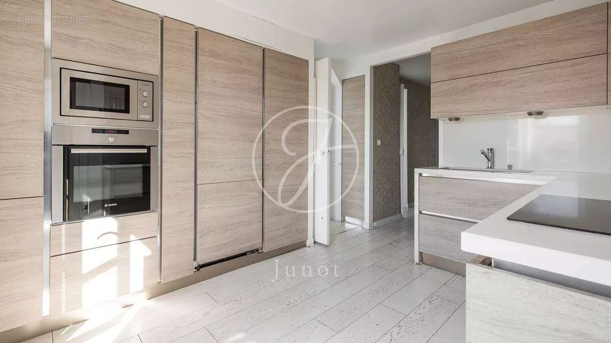 Appartement à PARIS-6E