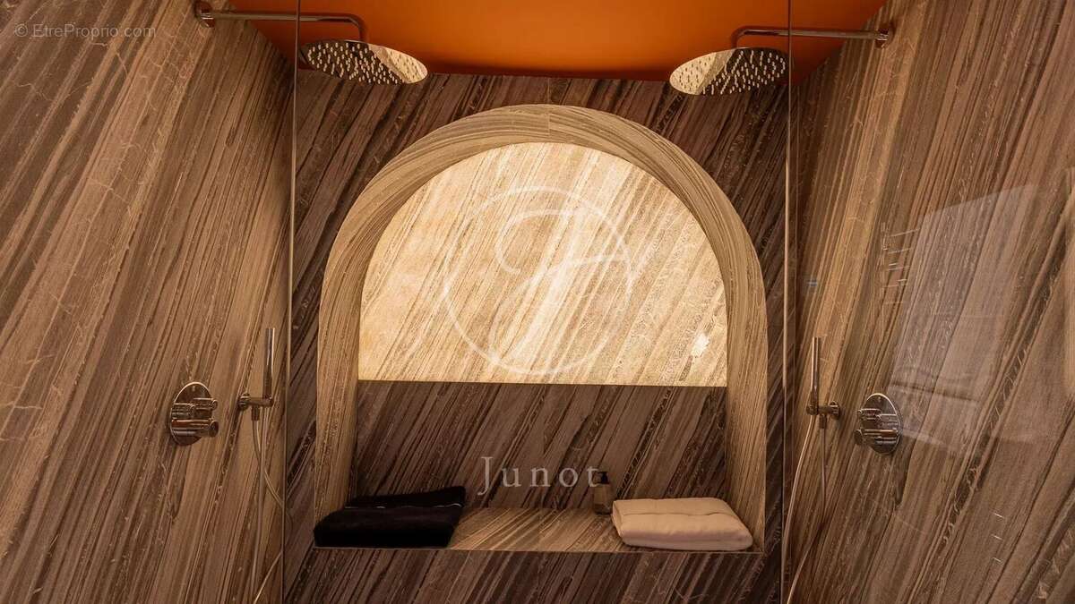 Appartement à PARIS-5E