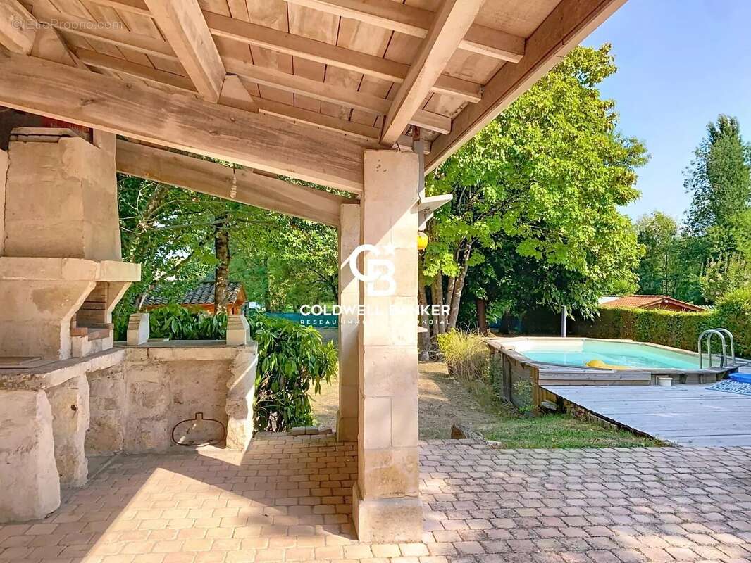 Maison à COLOMBIERS