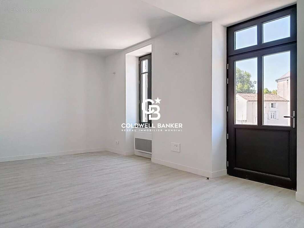 Maison à SAINT-HILAIRE-DE-VILLEFRANCHE