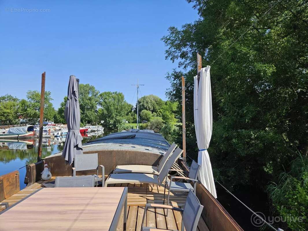 Maison à PORT-SUR-SAONE