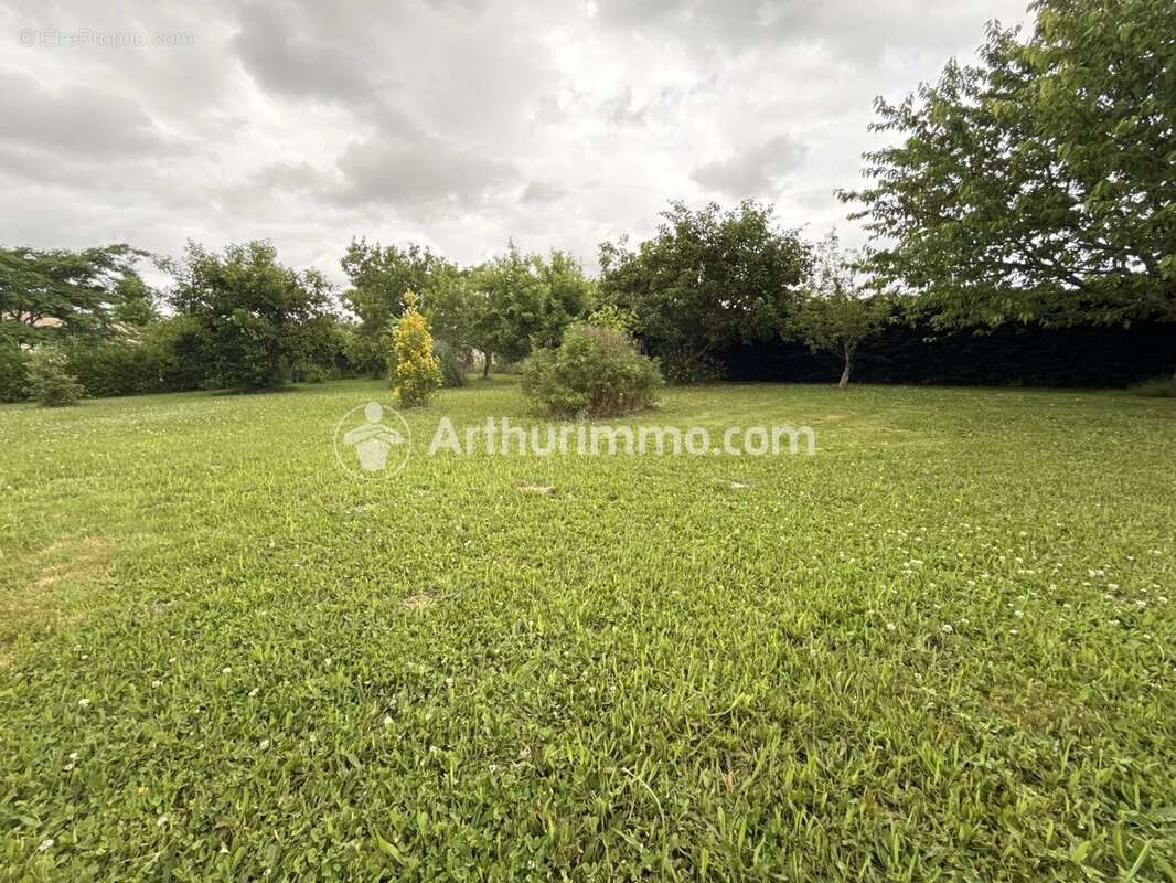 Maison à TOCANE-SAINT-APRE