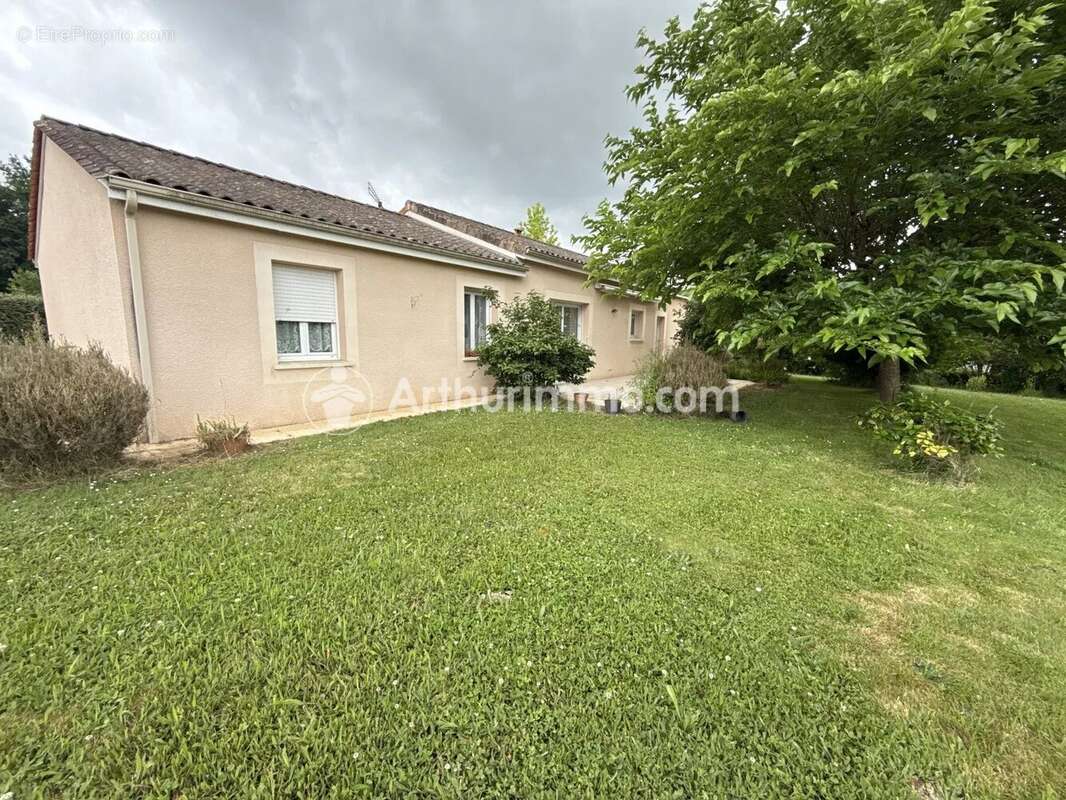 Maison à TOCANE-SAINT-APRE