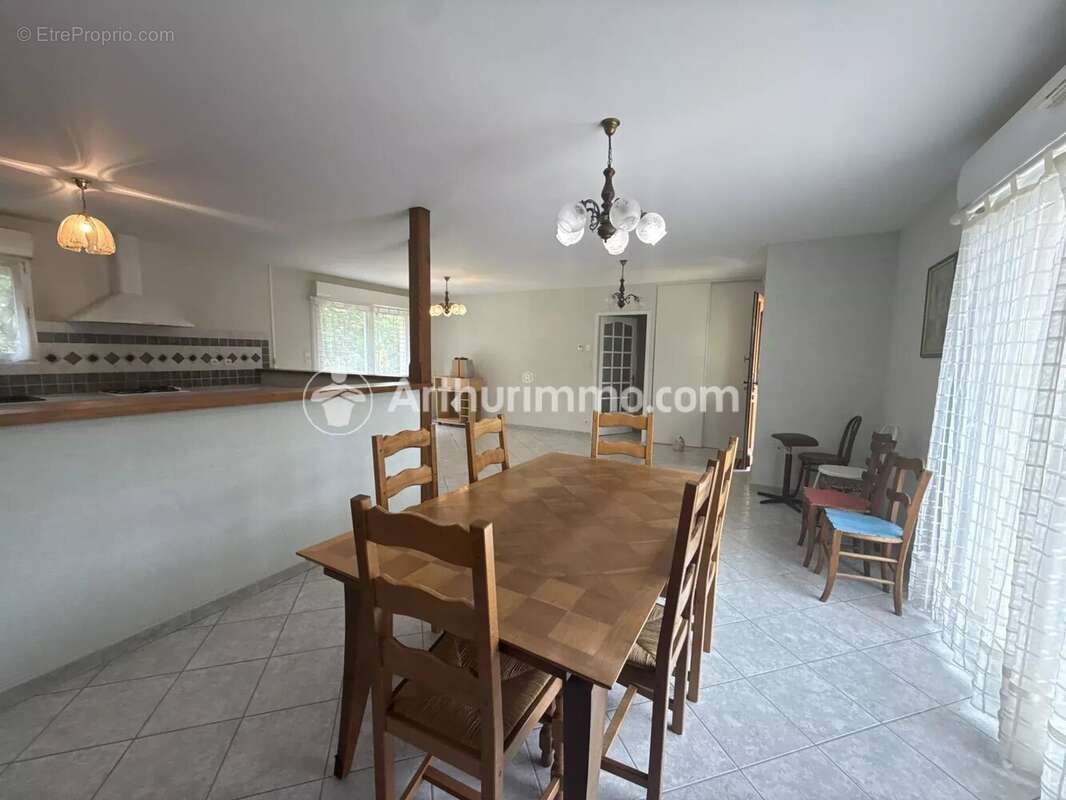 Maison à TOCANE-SAINT-APRE