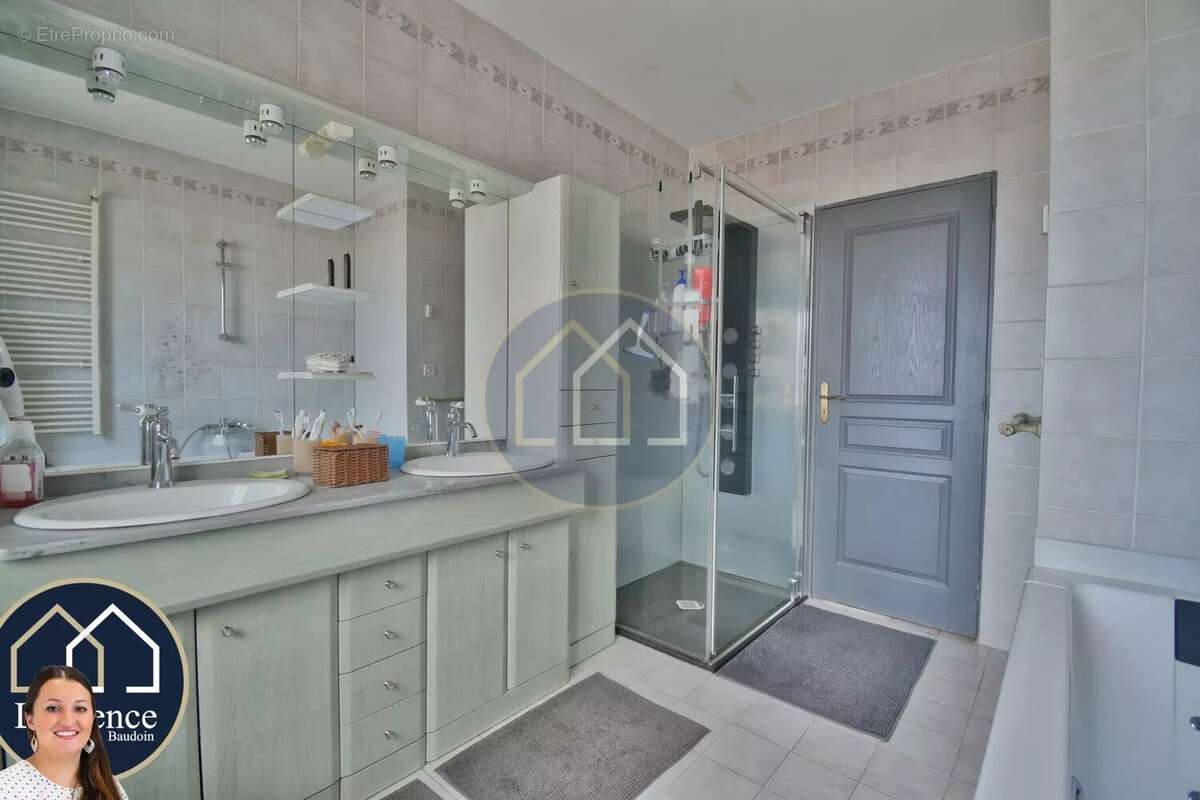 Maison à NOGENT-LE-ROI