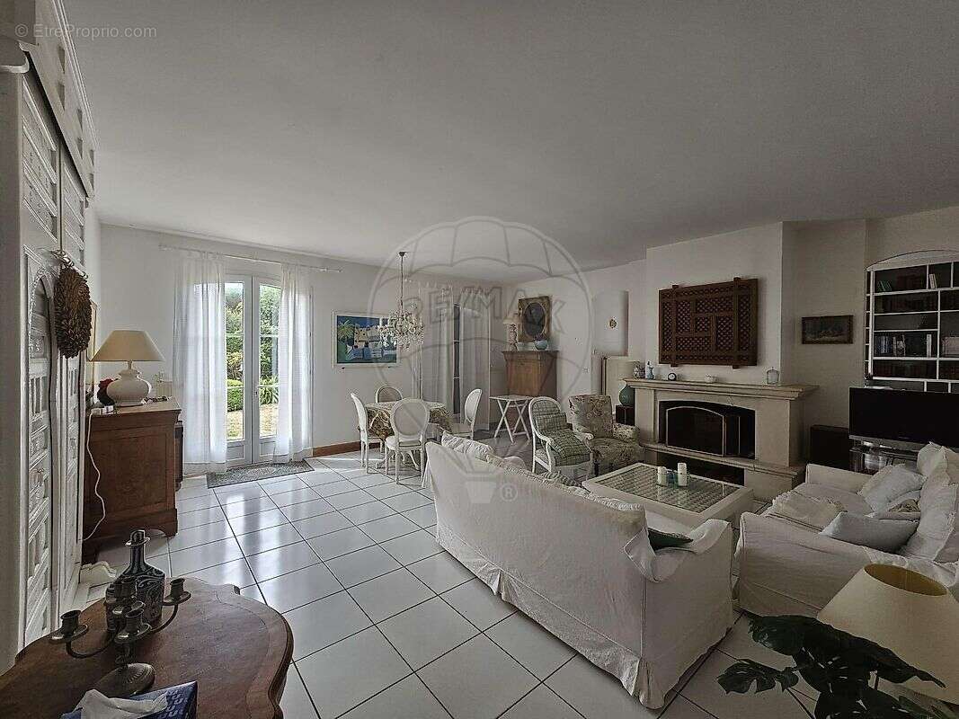 Maison à L&#039;HOUMEAU