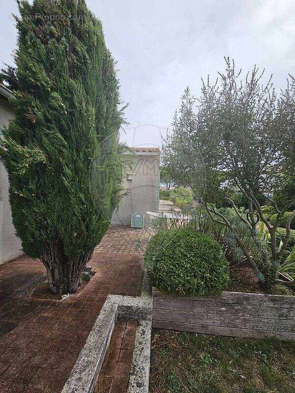 Maison à L&#039;HOUMEAU