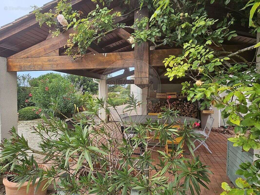 Maison à L&#039;HOUMEAU