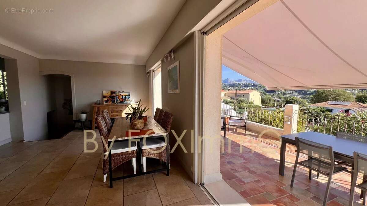 Maison à LA COLLE-SUR-LOUP