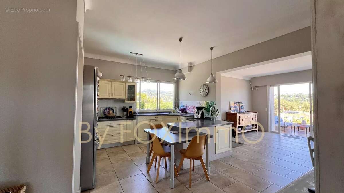 Maison à LA COLLE-SUR-LOUP