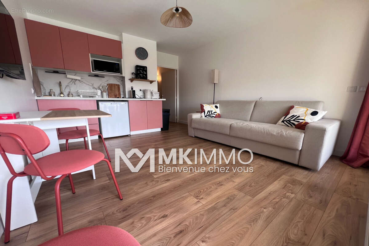 Appartement à VILLENEUVE-LOUBET
