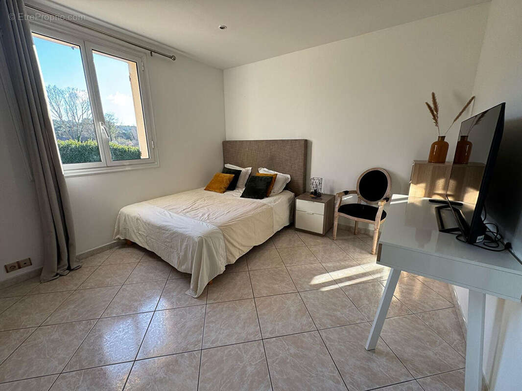 Maison à BOUC-BEL-AIR