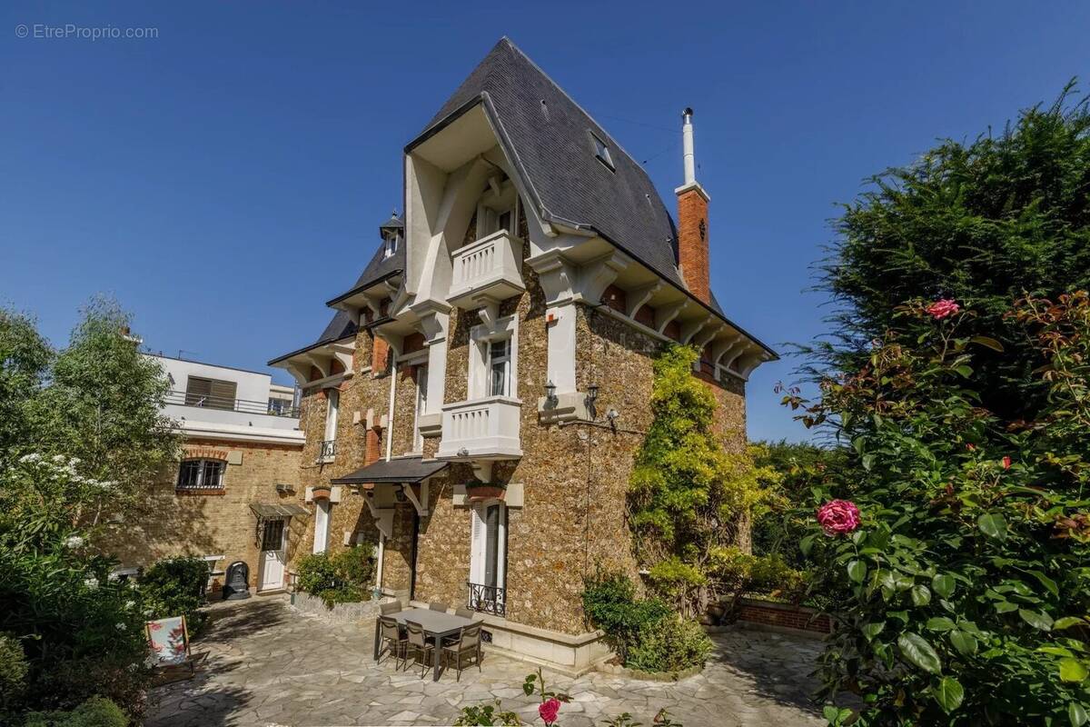 Maison à SAINT-CLOUD