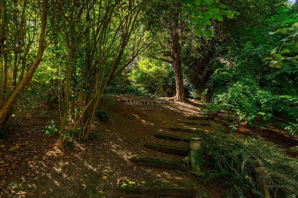 Maison à SAINT-CLOUD