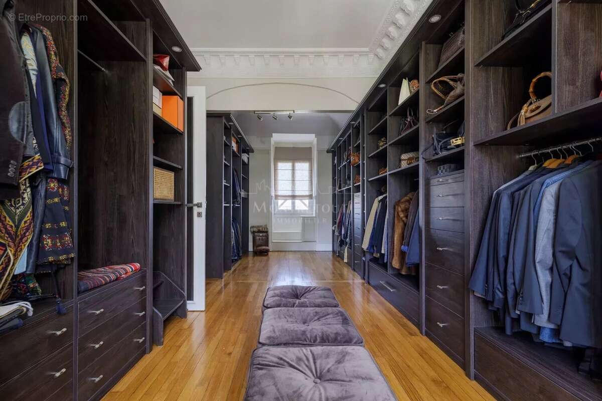 Maison à SAINT-CLOUD