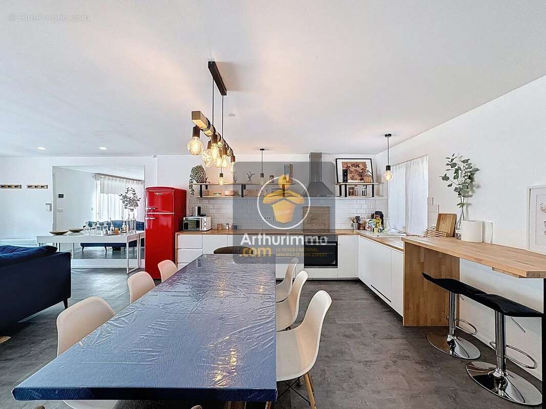 Maison à VILLECRESNES