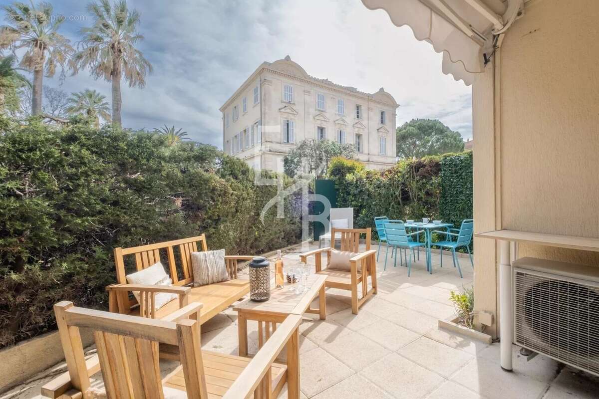 Appartement à CANNES