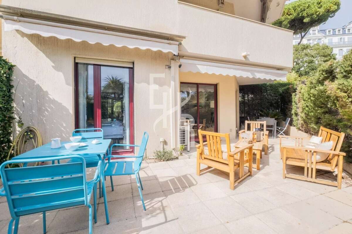 Appartement à CANNES